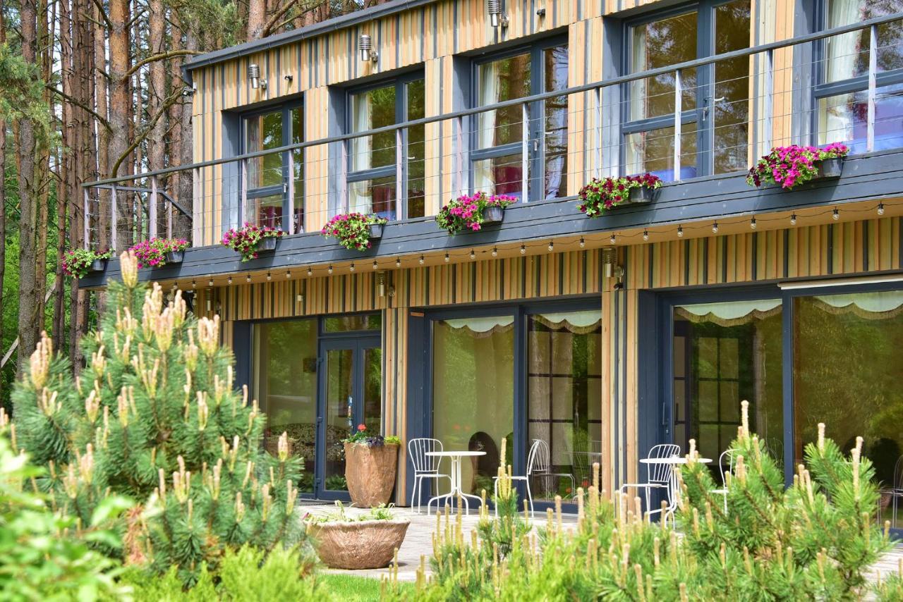 Pusu Takas Hotel Andrioniskis Екстериор снимка