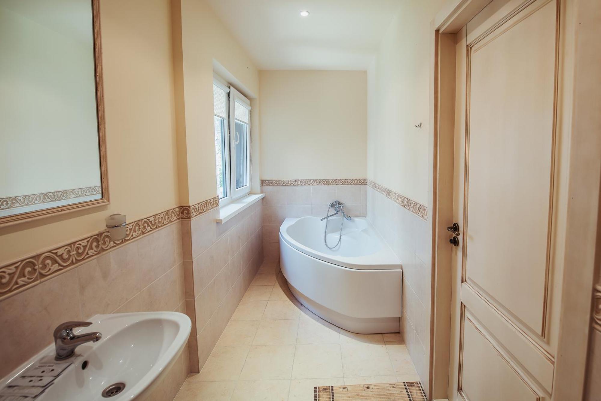 Pusu Takas Hotel Andrioniskis Стая снимка