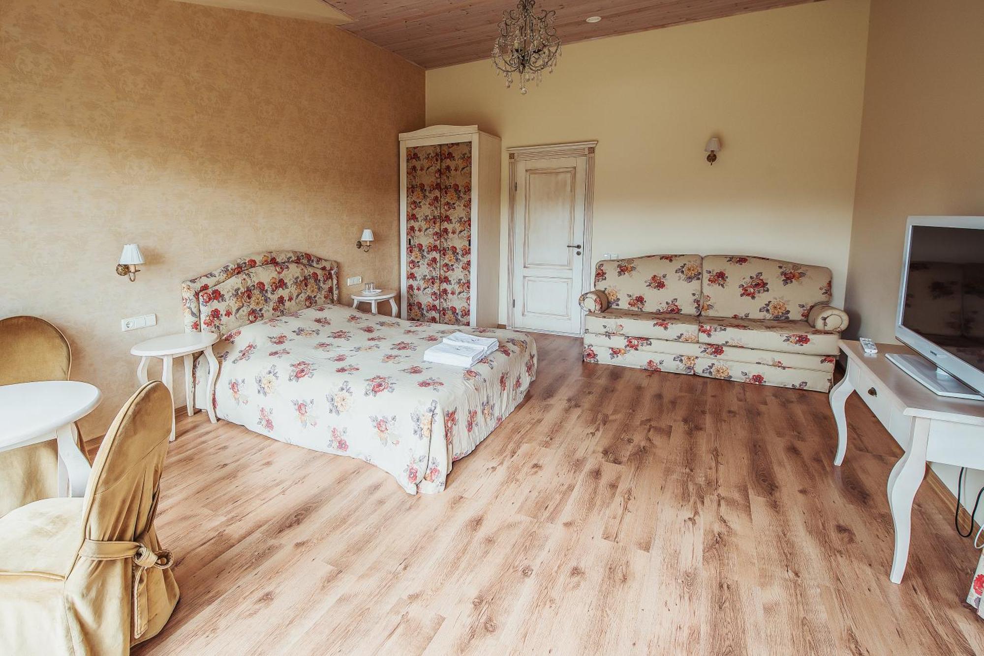 Pusu Takas Hotel Andrioniskis Стая снимка